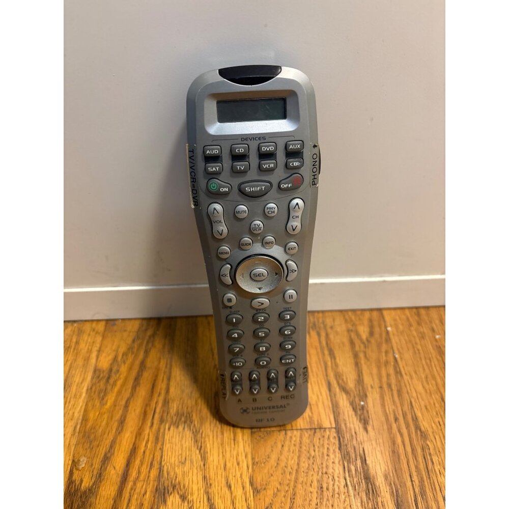 Universal Remote‎ Control RF 10 Silver & Black